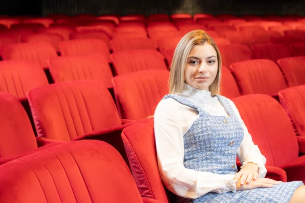 (FOTO) PRSTEN U PRVOM PLANU Vjerila se unuka Radio Mileve, čestitke stižu sa svih strana