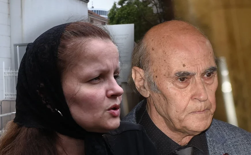 "Htjeli smo da idemo na vantjelesnu oplodnju, ŽELJELI SMO DIJETE" Mala Cana (48) o planovima koje je imala sa Andrijom Bajićem (89)