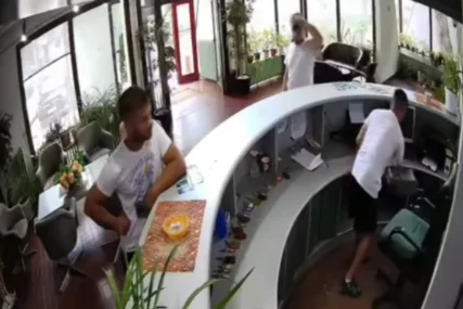 (VIDEO) PLJAČKA U MOTELU JERINA Vidjeli da je recepcija prazna, pa ukrali novac iz fioke