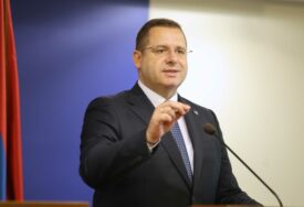 (FOTO) "Gdje je bio, kad je Srbima bilo najteže" Kovačević postavio 2 pitanja za Blanušu, pomenuo i PAD GLAMOČA