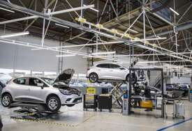 Francuzi MASOVNO KUPUJU proizvode iz Kine: Prodaja automobila skočila za 11%, ali korona-šok još uvijek traje