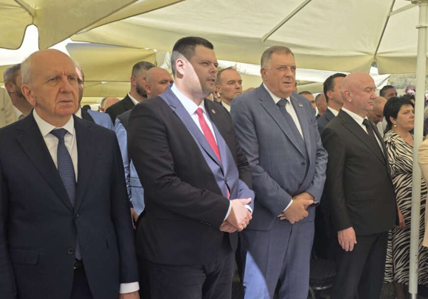(FOTO) JEDAN OD NASLAVNIJIH DOGAĐAJA Dodik poručio da je Vučiji do mjesto koje svjedoči o junaštvu i hrabrosti