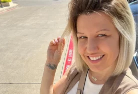 (FOTO) Prijatelji se opraštaju potresnim riječima: Ovo je lijepa Srpkinja Vera (41) koja je ubijena u Dalasu, partner ekspresno uhapšen