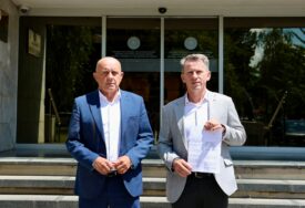 (FOTO) „Ujednačiti status boraca“ Dubravac i Dončić predali INICIJATIVU premijeru i Vladi Srpske