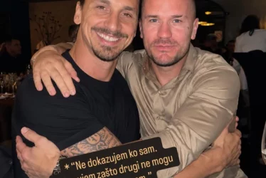 (FOTO) Mnogi ne mogu da vjeruju: Zlatan Ibrahimović u društvu rijaliti učesnika, zagrljeni pozirali u kafani