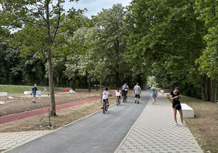 amfiteatar kod pravnog fakulteta u banjaluci 