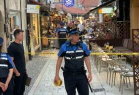 Pucnjava na Baščaršiji: Ispaljeno više metaka prema ugostiteljskom objektu, policija na terenu