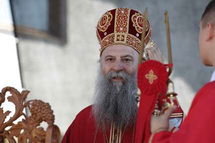 (FOTO) Patrijarh Porfirije nakon LITURGIJE U BRATUNCU: Pravoslavna vjera je naša lična karta
