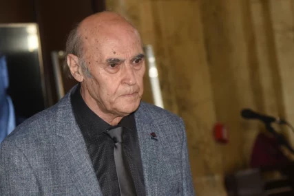"Bore mu se za život, KRITIČNO JE" Andrija Bajić IMAO MOŽDANI UDAR, oglasila se njegova 41 godinu mlađa supruga