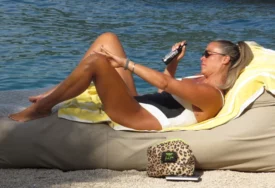 (FOTO) TRAČICE DRŽE RASNE OBLINE Marija Mikić poslije razvoda otišla na najskuplju špansku destinaciju