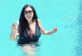 (FOTO) "Nasmijana žena" Dragana Mirković objavila prelijepe kadrove sa ljetovanja