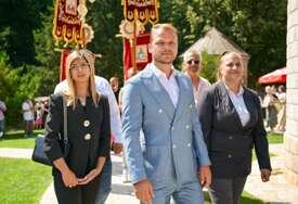 (FOTO) „Očuvanje korijena, vjere i zajedništva“ Stanivuković prisustvovao manastirskom saboru u Manastiru Stuplje