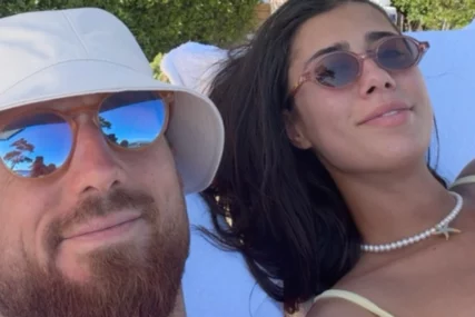 (FOTO) Trudna Olga Danilović i njen vjerenik UŽIVAJU ZA SVE PARE: Fudbaler pokazao romantične trenutke sa ljetovanja