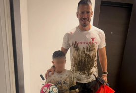 "Ovo su uspomene koje se pamte" Nikola Rokvić objavio fotografiju sa sinom, pa sve oduševio