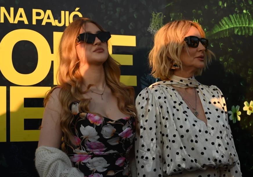 lena marinković i goca tržan