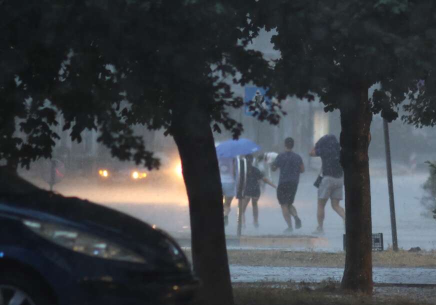 Ljeto pokazuje dva lica: Nakon sunčanih perioda stižu pljuskovi i grmljavina
