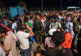 Migranti napravili haos: Mask ubijeđen da će španski budžet će doživjeti kolaps