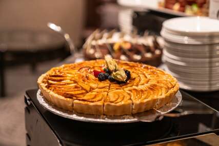 Magični trio jabuka, oraha i karamela: Hrskavi tart je desert za poželjeti