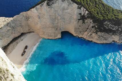Zatvorena plaža koju žele da vide milioni ljudi: Grčka kreće u veliku borbu za spas turističkog simbola