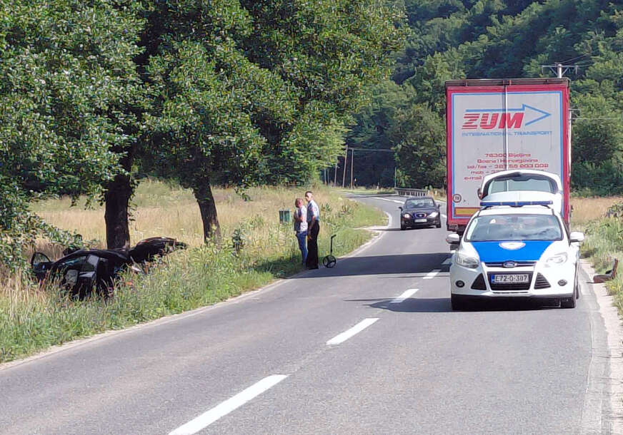 Svi upućeni u bolnicu: U udesu povrijeđene 3 osobe, jedna maloljetna