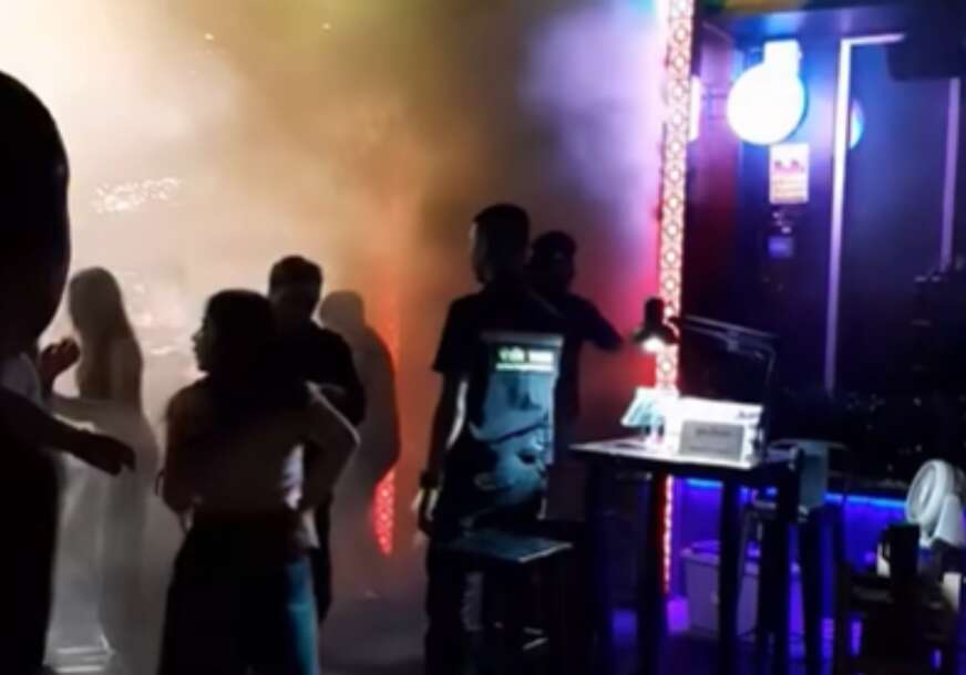 (VIDEO) HOROR U POPULARNOM LJETOVALIŠTU Požar "progutao" bar na Tajlandu, najmanje 27 mrtvih, ljudi stradali u toaletu pokušavajući da pobjegnu od vatre