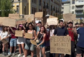 (VIDEO) PROTESTI U KIJEVU I LAVOVU Građani izašli na ulice zbog smjene ministra odbrane Fedorova