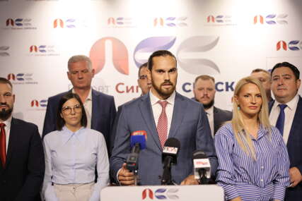 (FOTO) PSS UPOZORAVA NA SLOM PRIVREDE Smanjiti opterećenja na plate, zaustaviti neodgovorno zaduživanje i spasiti RiTE Ugljevik