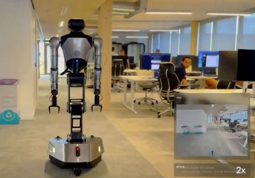 robot se kreće prostorom