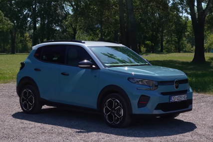 Fantomsko kočenje pri 80 km/h: Novi električni "sitroen" se "ukopao" nasred auto-puta, slučajno izbjegnuta katastrofa