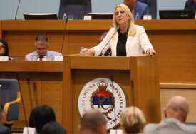 “IŠLO SE NA MIŠIĆE” Cvijanovićeva o odluci Bećirovića