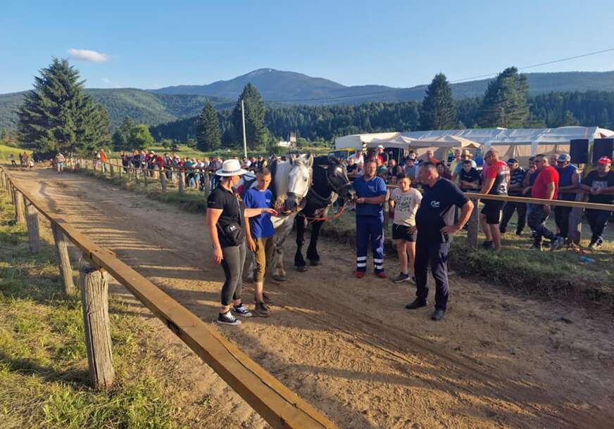 štraparijada u Driniću