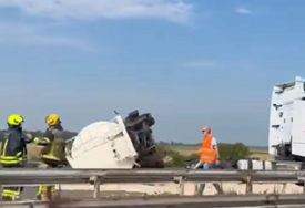 TEŠKA NESREĆA IZAZVALA KOLAPS Sudar cisterne i automobila usporio saobraćaj u Hrvatskoj