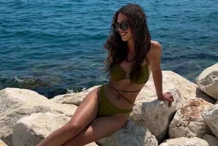 (FOTO) Zgodna brineta i dvije diplome: Kuma Anastasije Ražnatović iznenadila mnoge svojom biografijom