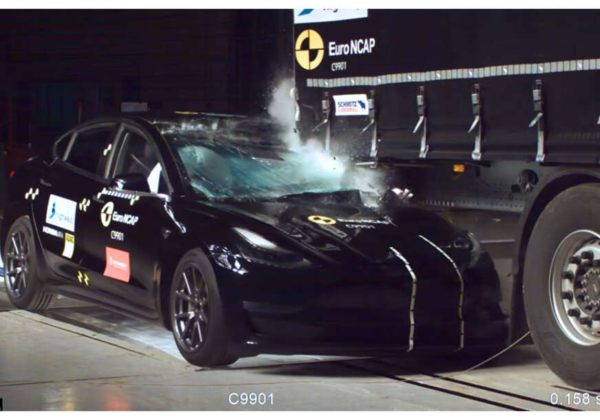 test sudara automobila i kamiona
