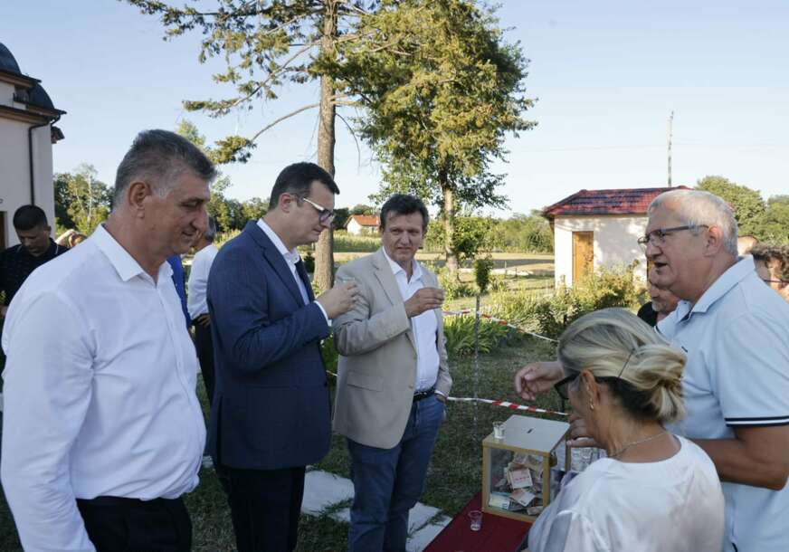 (FOTO) Blanuša i Božović u Vukosavlju „Dijaspora je neraskidivi dio našeg naroda“