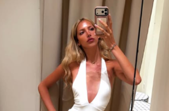 (FOTO) ATINA TOŠIĆ ZABLISTALA U BIKINIJU Uskoro puni 18 godina, a evo gdje trenutno uživa
