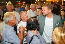 (FOTO) „Riječi podrške daju mi snagu“ Draško Stanivuković u Marićkoj pozvao na slogu i zajedništvo