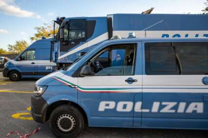 UŽAS U ITALIJI Trinaestogodišnja djevojčica preminula nakon pada sa devetog sprata zgrade