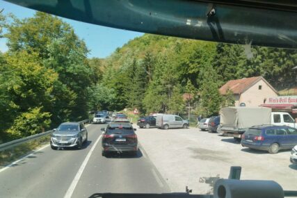 Detalji teške nesreće kod Banjaluke: Povrijeđene 2 osobe, UVIĐAJ U TOKU