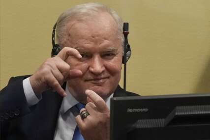 Biografija Ratka Mladića: Ko je bio general Vojske RS koji je danas preminuo u 84. godini