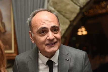 "ZAMISLITE TOMU ZDRAVKOVIĆA U TERETANI" Legendarni pjevač žestoko opleo po kolegama