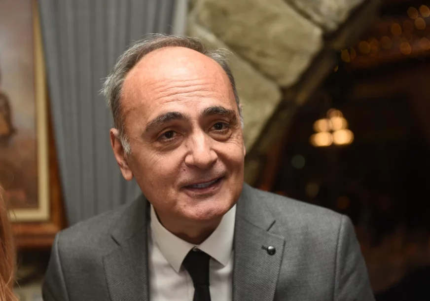 "ZAMISLITE TOMU ZDRAVKOVIĆA U TERETANI" Legendarni pjevač žestoko opleo po kolegama