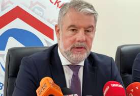 Zaštita djece bez alimentacije: Roditelji treba da podnesu punu dokumentaciju za privremeno izdržavanje