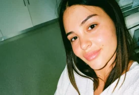 (FOTO) Slika sa sinom Ilijanom i emotivni trenuci iz porođajne sale: Anastasija Ražnatović pokazala nikad viđene PRIZORE IZ TRUDNOĆE, Gudelj se ne odvaja od njih