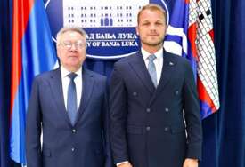 (FOTO) Bratske veze izgrađene kroz istoriju: Stanivuković priredio prijem za ruskog ambasadora Igora Kalabuhova
