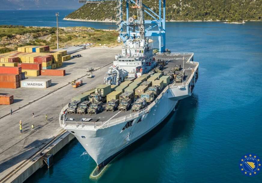 (FOTO) ITALIJANI STIGLI U LUKU PLOČE Pojačanje još jedne zemlje za vježbu "Brzi odgovor 2026" u BiH
