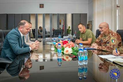 (FOTO) Dijalog koji jača stabilnost: Komandant EUFOR posjetio Bijeljinu i Zvornik