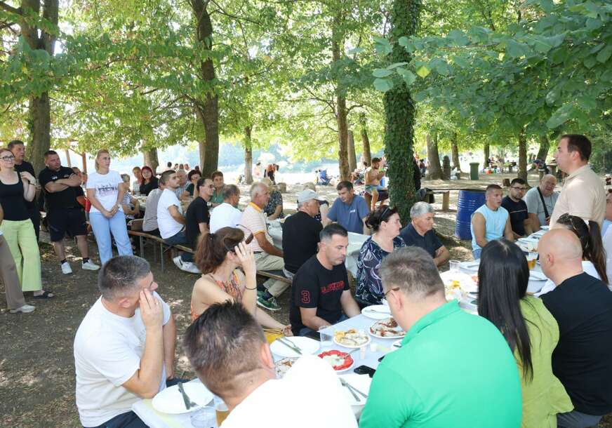 FOTO: USTUPLJENA FOTOGRAFIJA