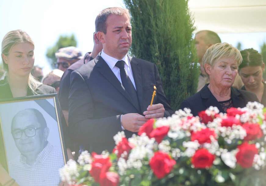 FOTO: USTUPLJENA FOTOGRAFIJA 