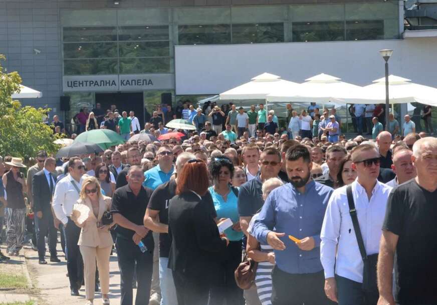 FOTO: USTUPLJENA FOTOGRAFIJA 